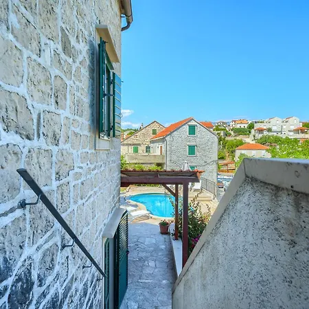 Villa Bonaca - Heated Pool, Harbour Views & Steps To Sea I Sumartin, Brac